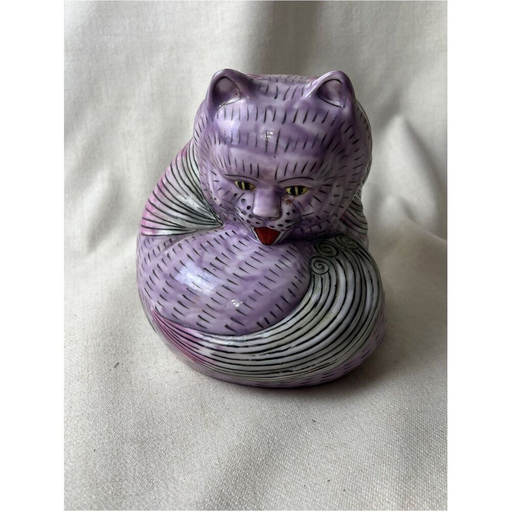 Vintage Porcelain Chinese Cat Statue made in Hong Kong